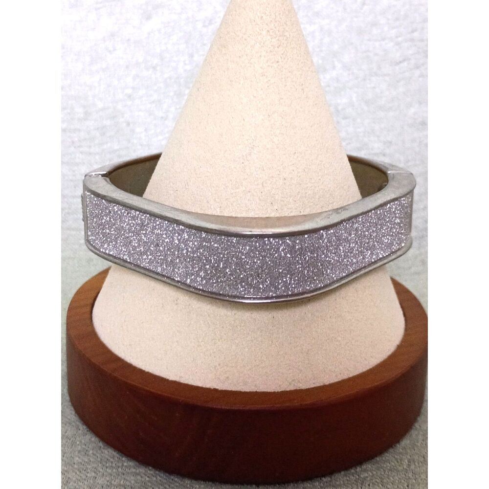 Retro Silver Tone Glitter Clamper Hinged Squared Rounded Corner Bangle Bracelet